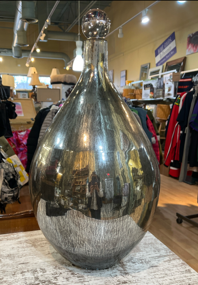 Vases, Jars & Pots – ReNew Family Consignment