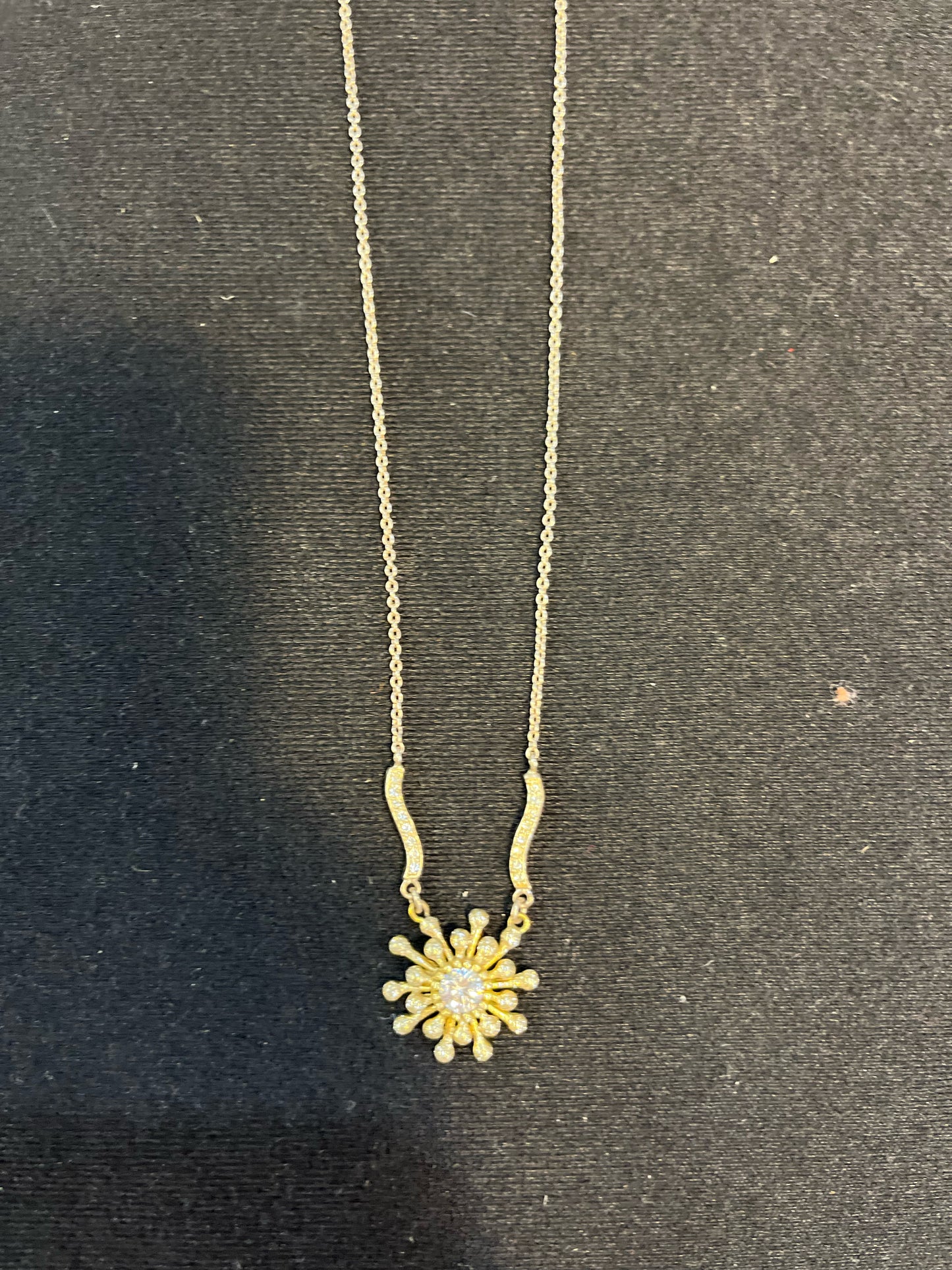 ESBE "Shining Star" Necklace