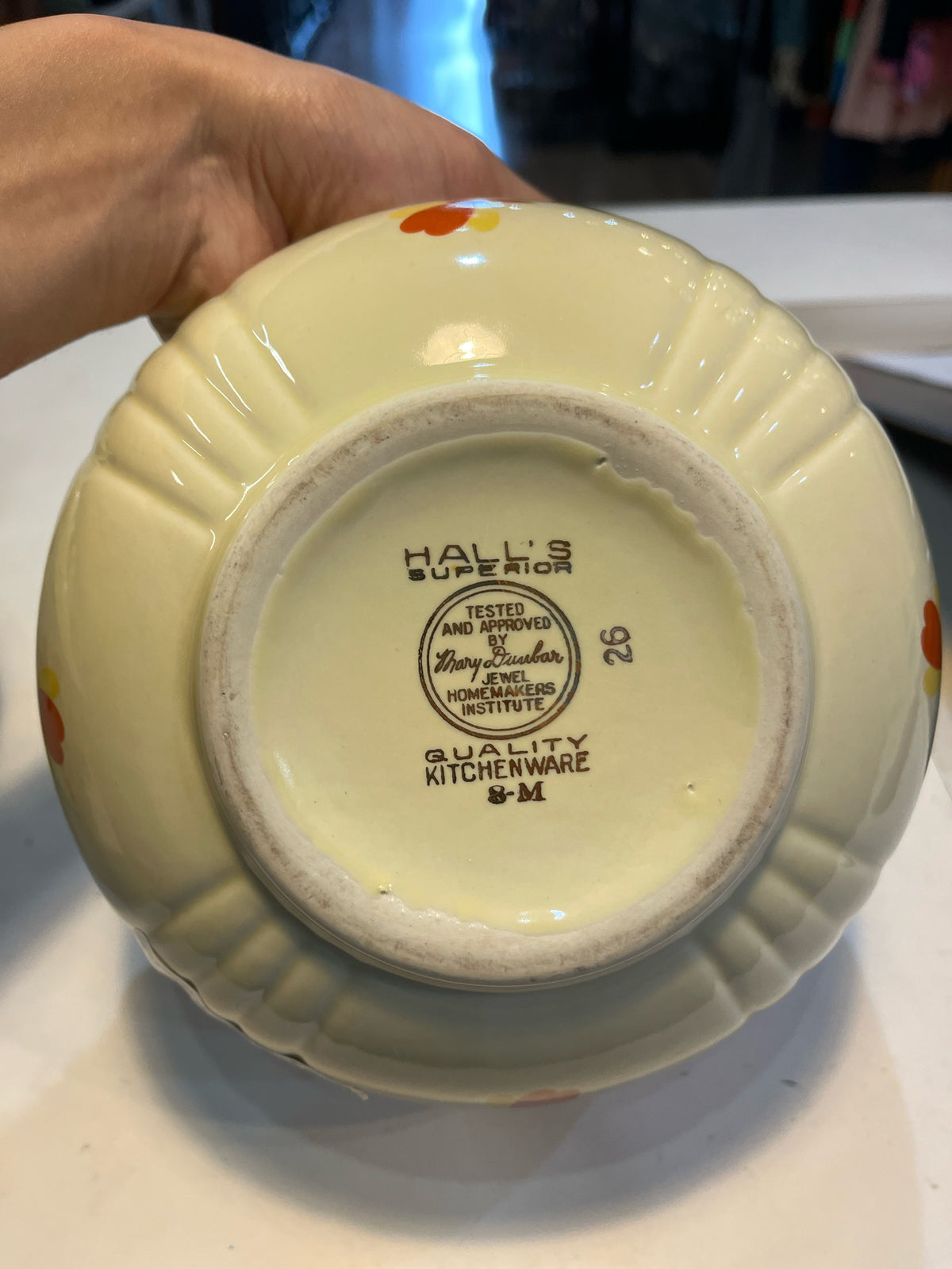 Vintage Halls Superior 7.5"D Bowl