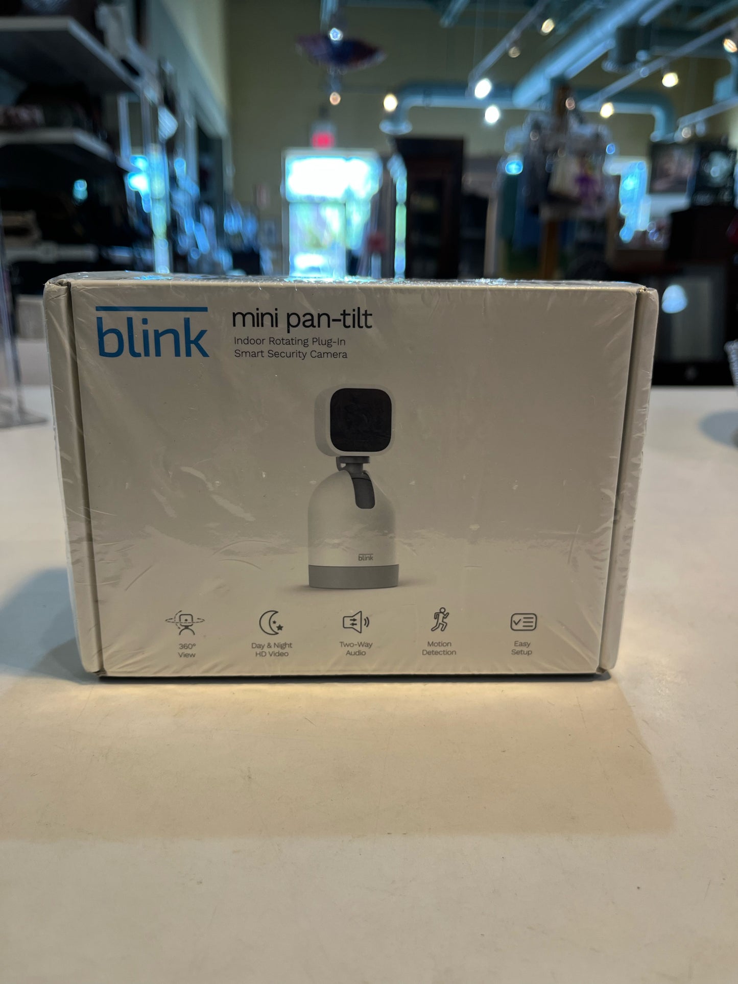 Blink Mini pan-Tilt Camera