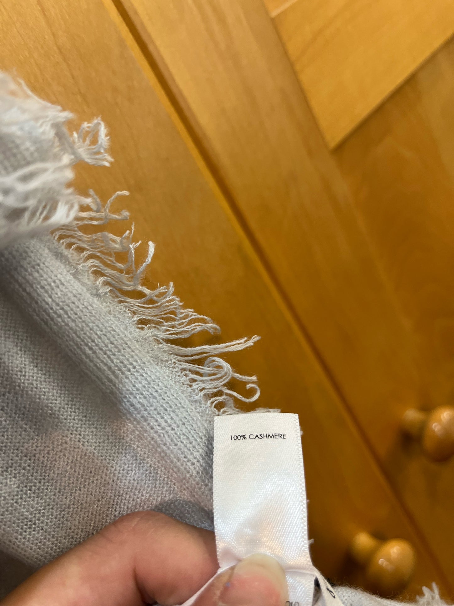 NWT Unsubscribed Gray Cashmere Scarf