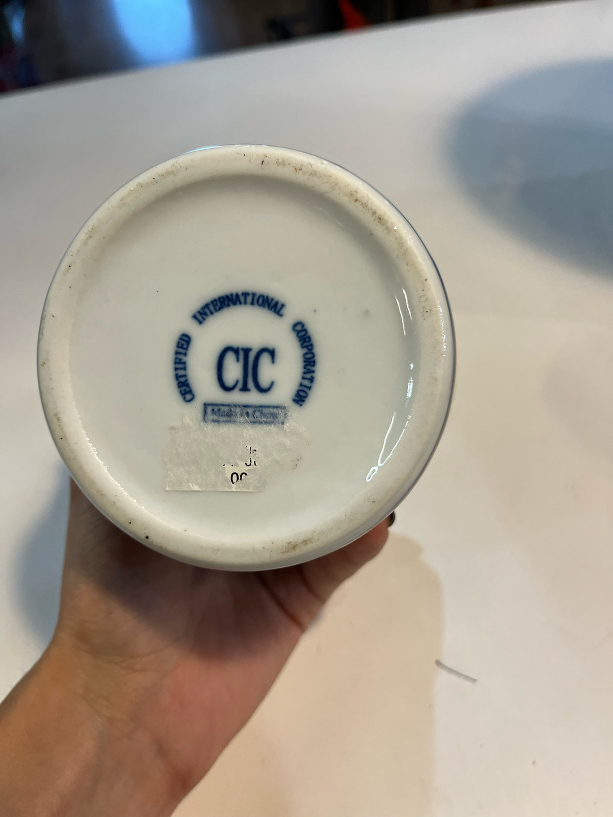 CIC Chinoiserie Yellow Floral Round Lidded Box