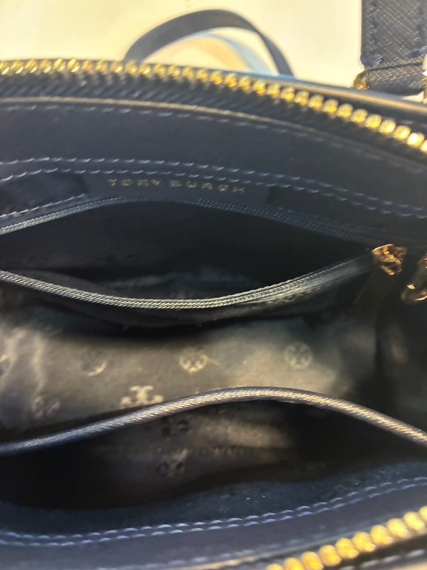 TORY BURCH EMERSON MINI TOP ZIP TOTE