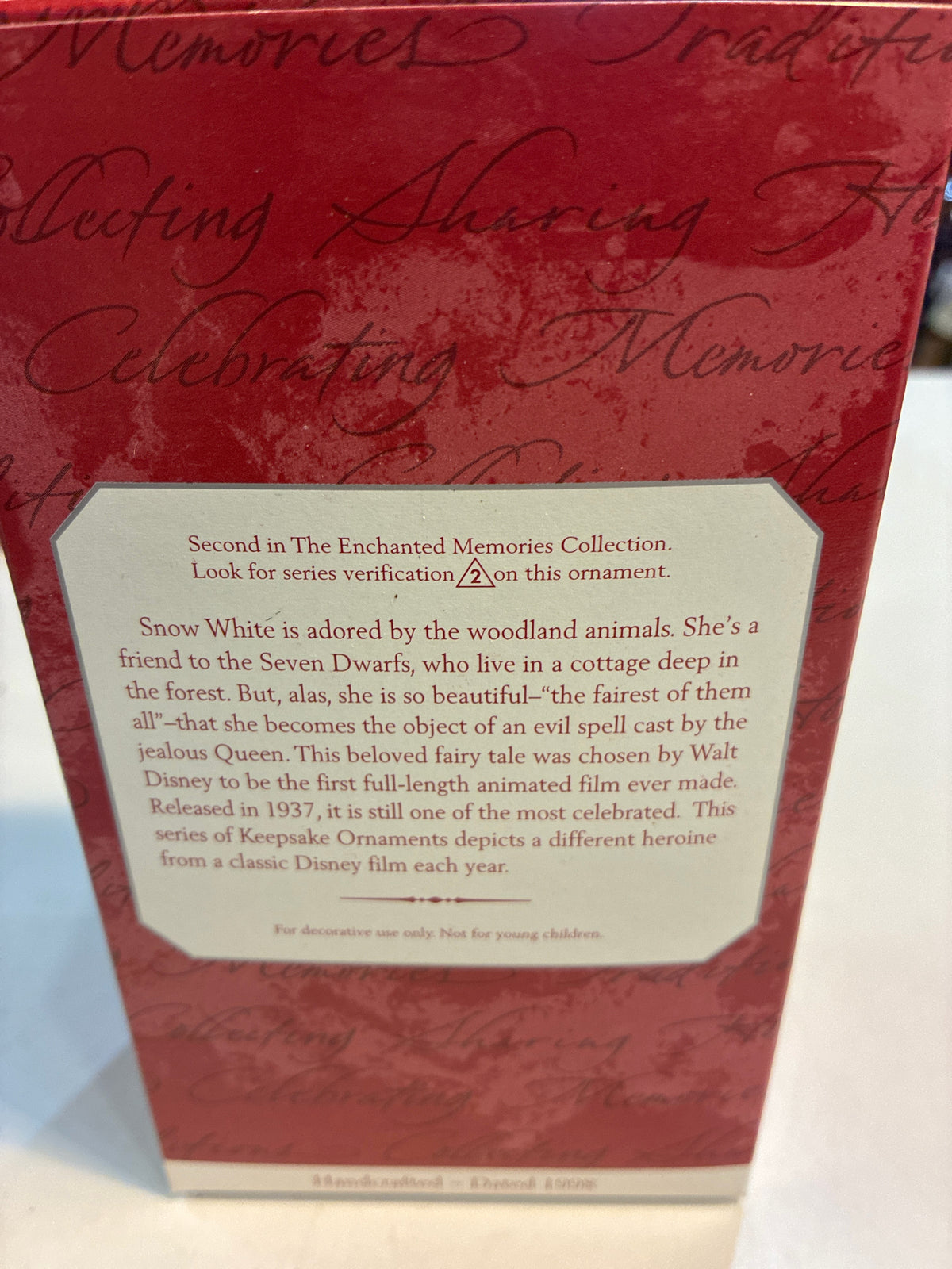 Hallmark Walt Disney's Snow White Ornament