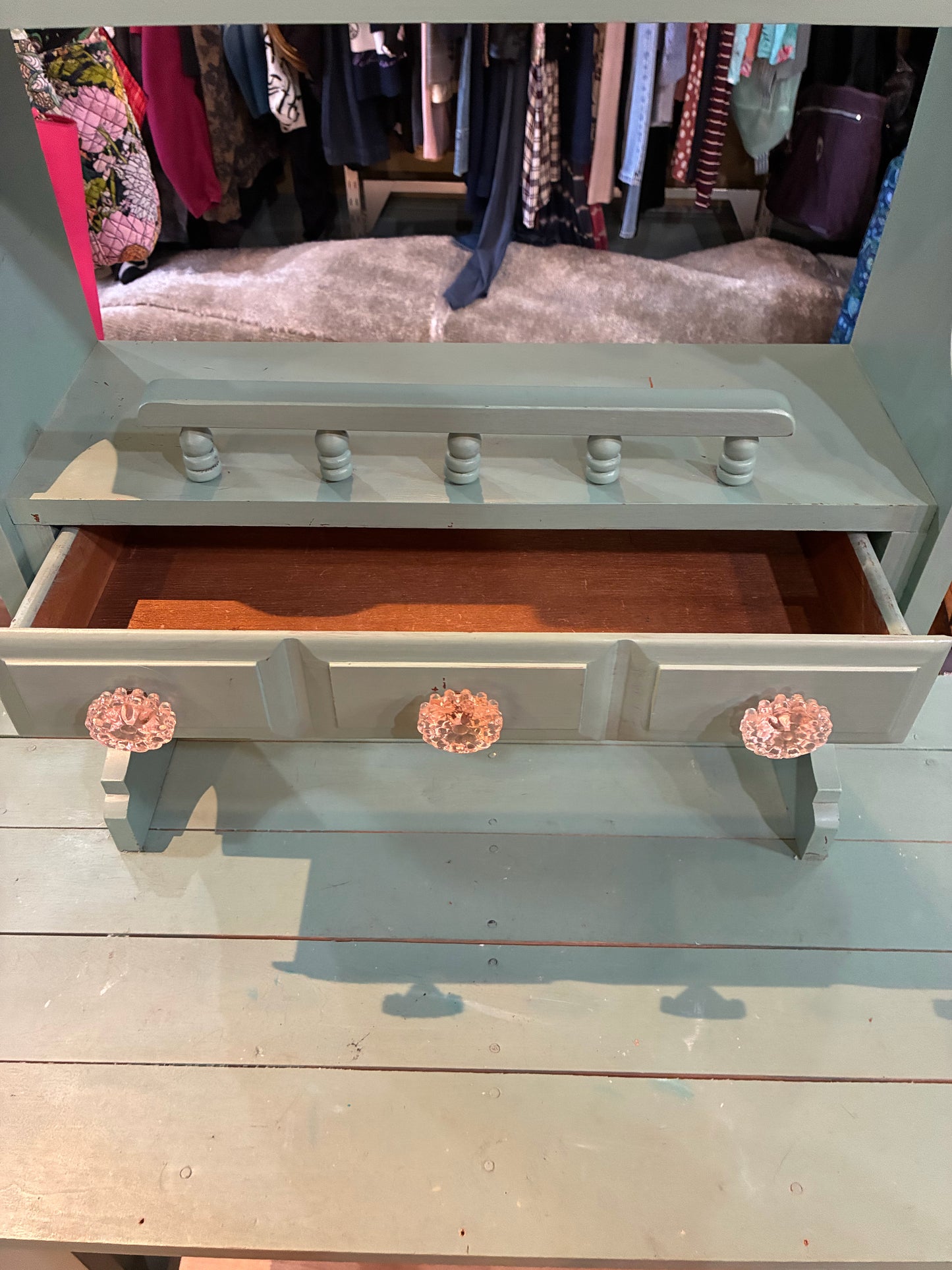 Desk & Hutch