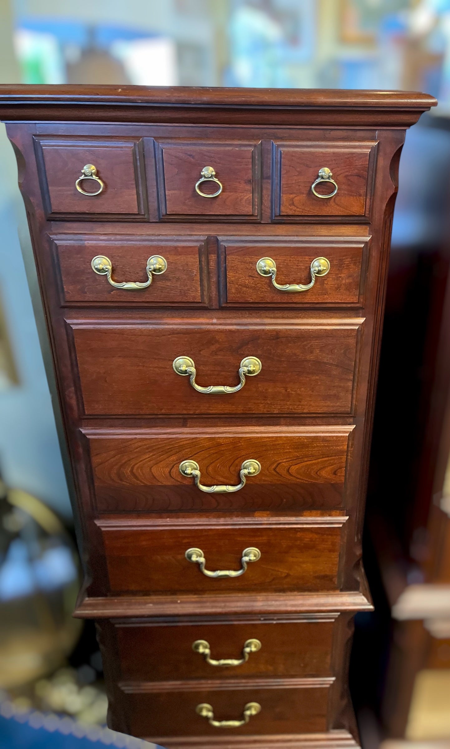 Dresser