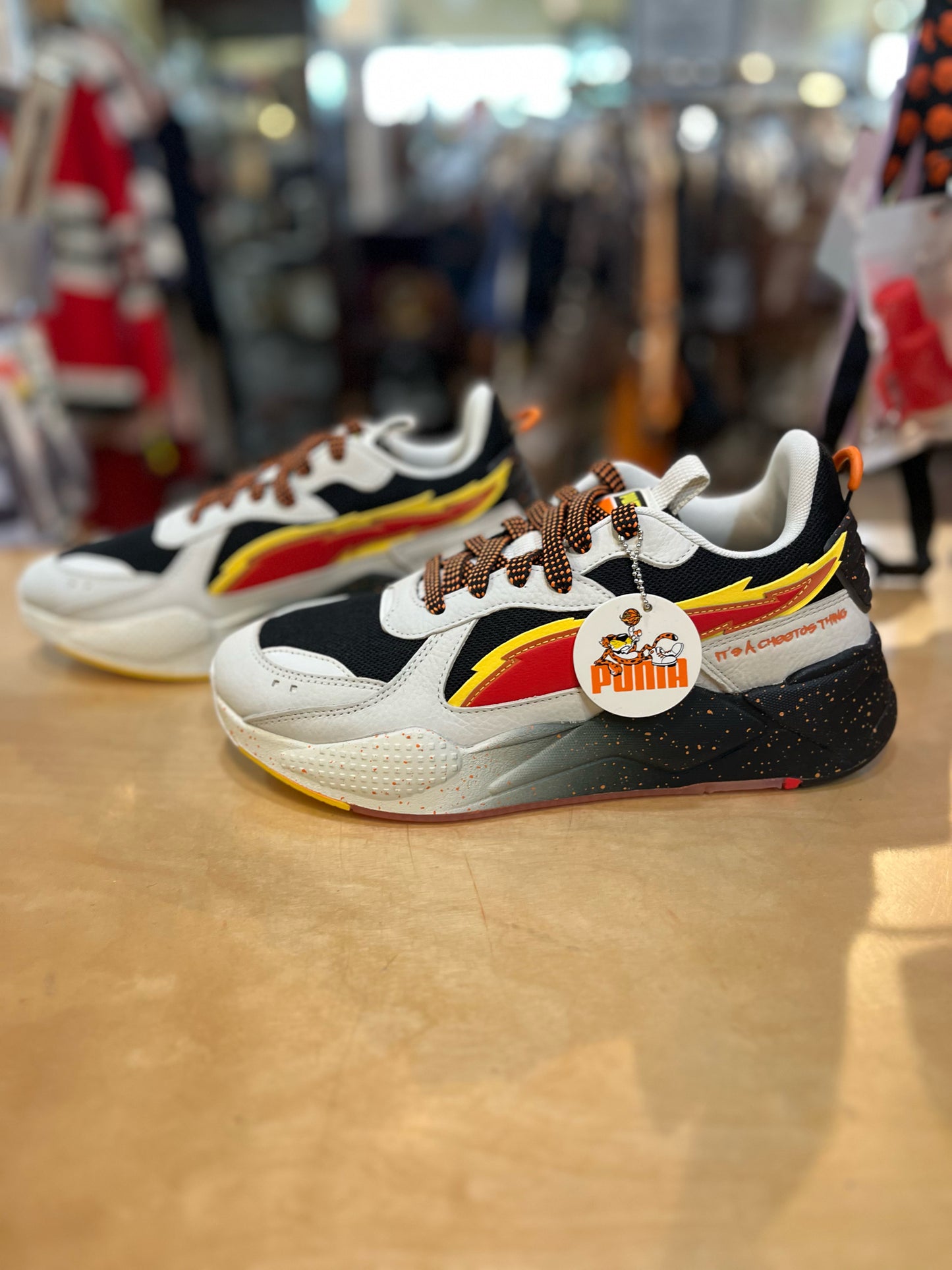 9 Puma Sneakers