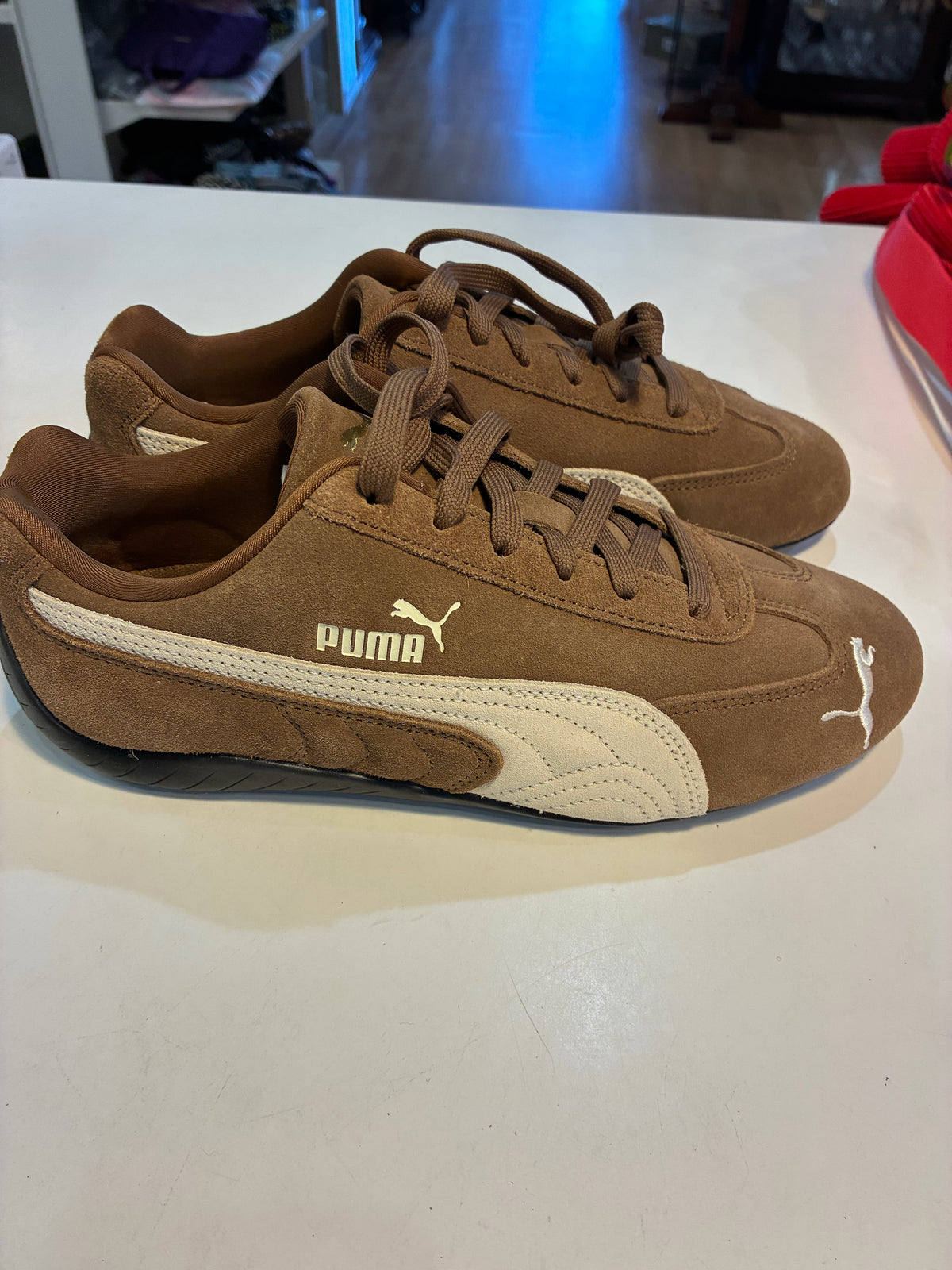 Sneakers