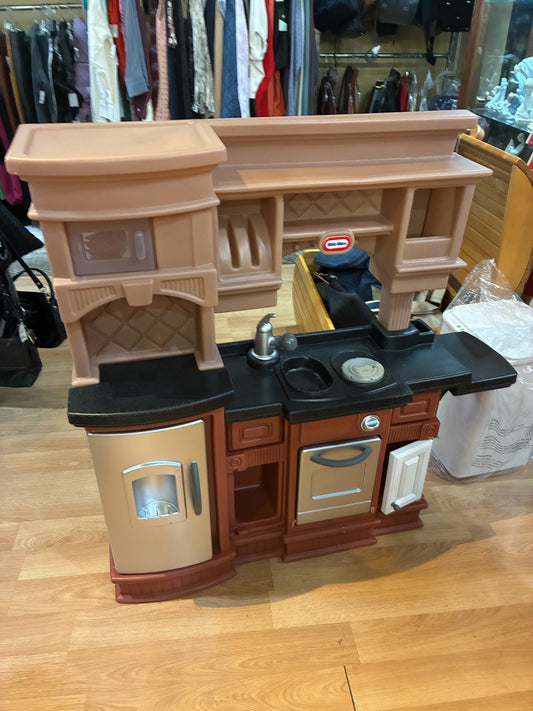 Little Tikes gourmet prep n serve play kitchen