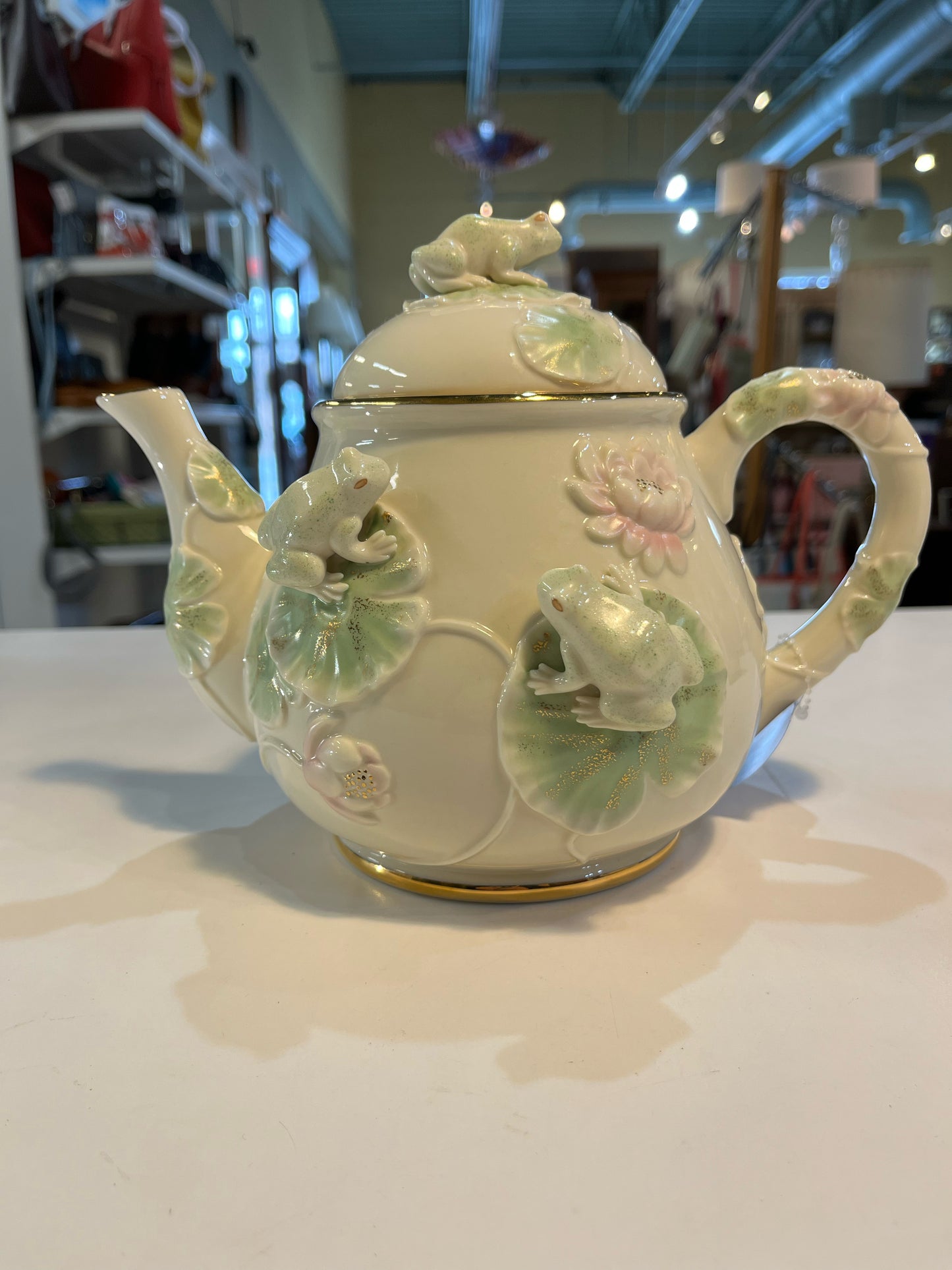 Lenox Floral Frog Tea Pot