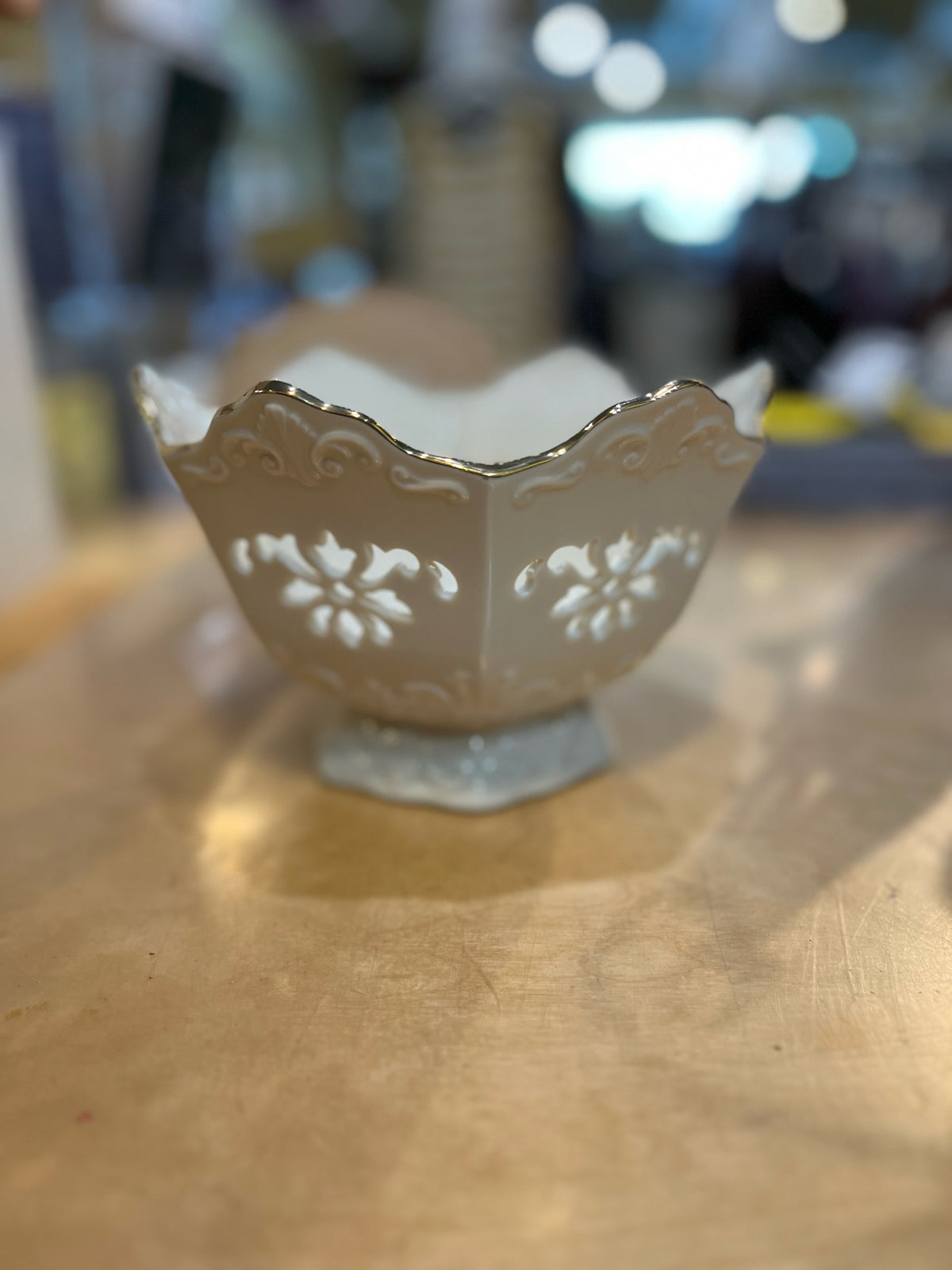 Limited Edition Lenox "Langtry Collection" Bowl