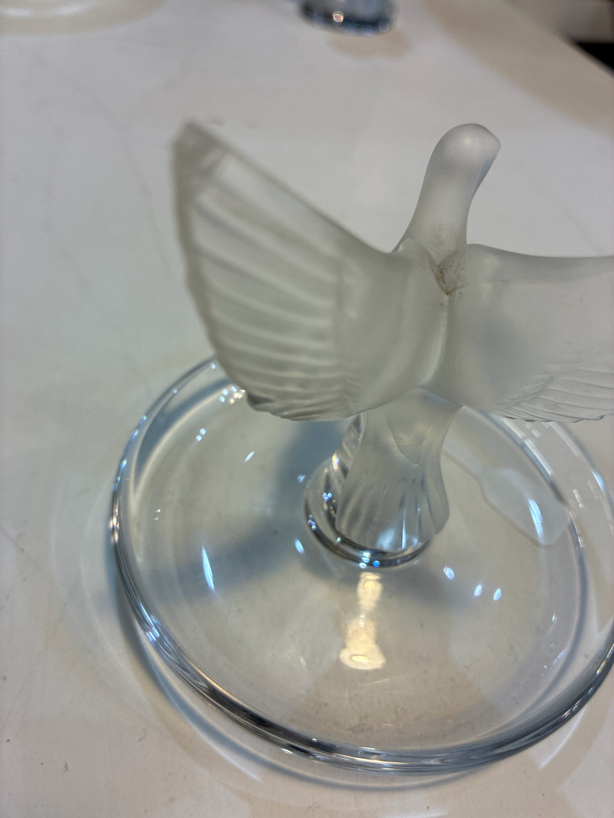 Lalique Crystal Thalie Dove Ring Tray