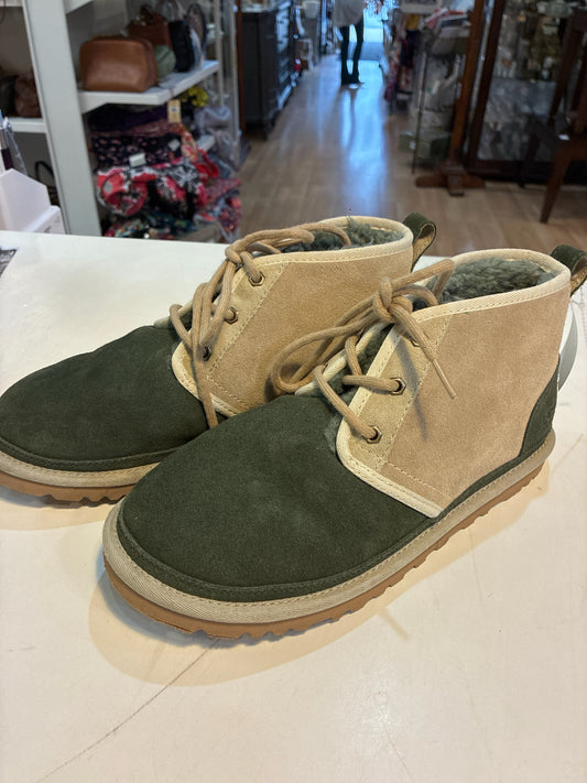 UGG Green & Beige "Neumel II Chukka" Boots