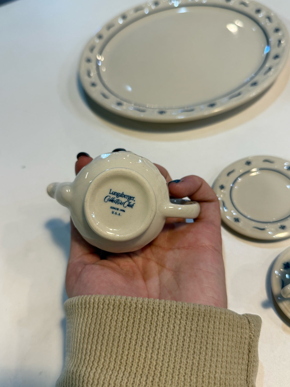 2006 Longaberger Collector's Club Miniature Tea Set  NIB