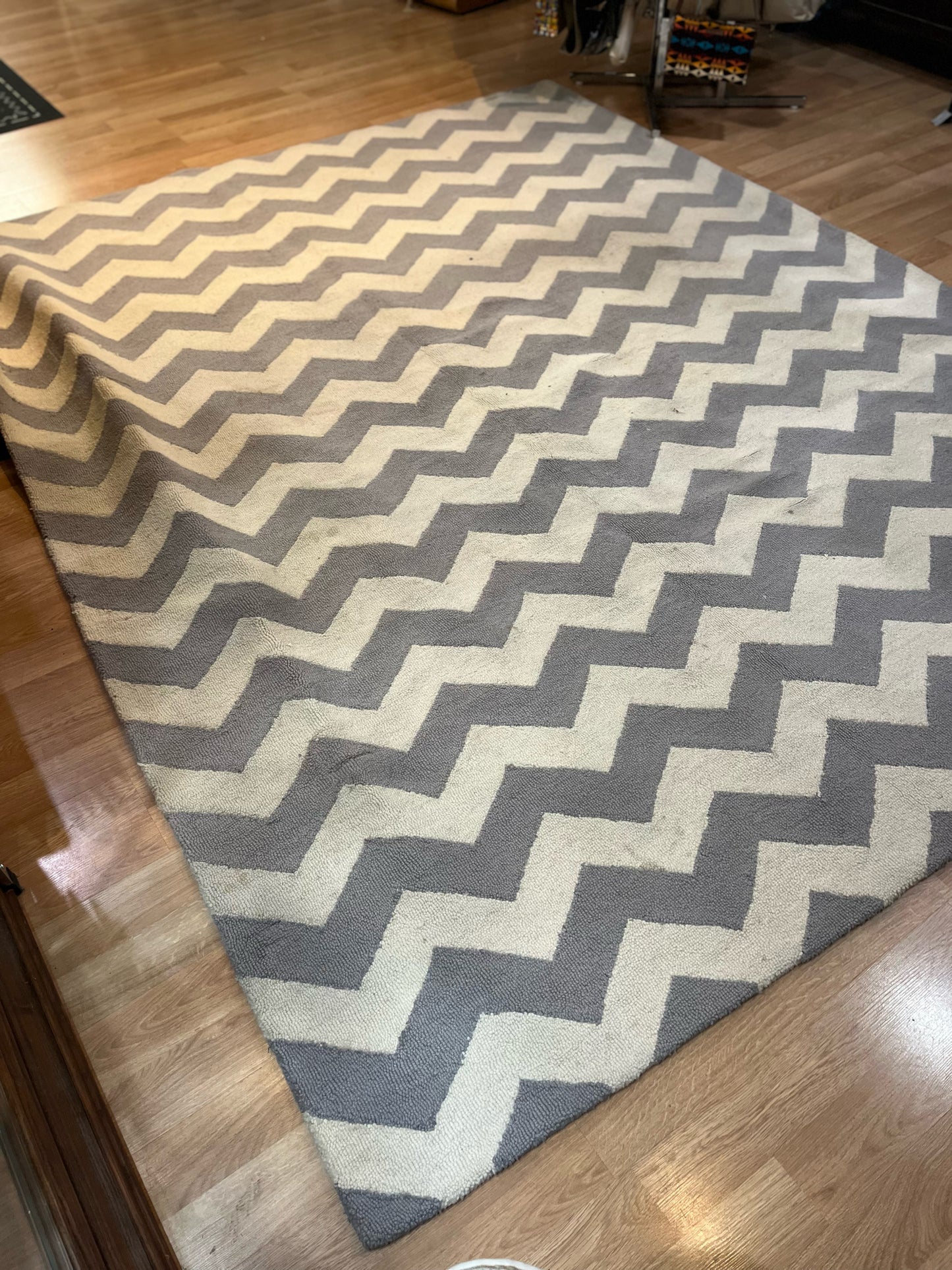 Pottery Barn Kids White & Gray Chevron Wool Rug