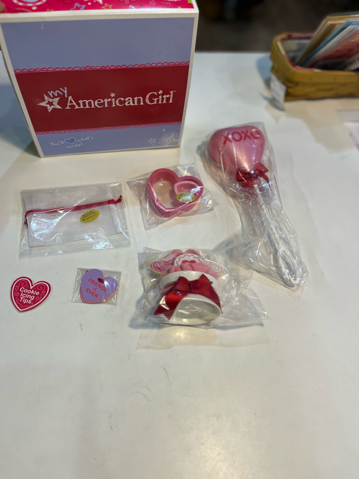 NIB American Girl "Friends are sweet set"