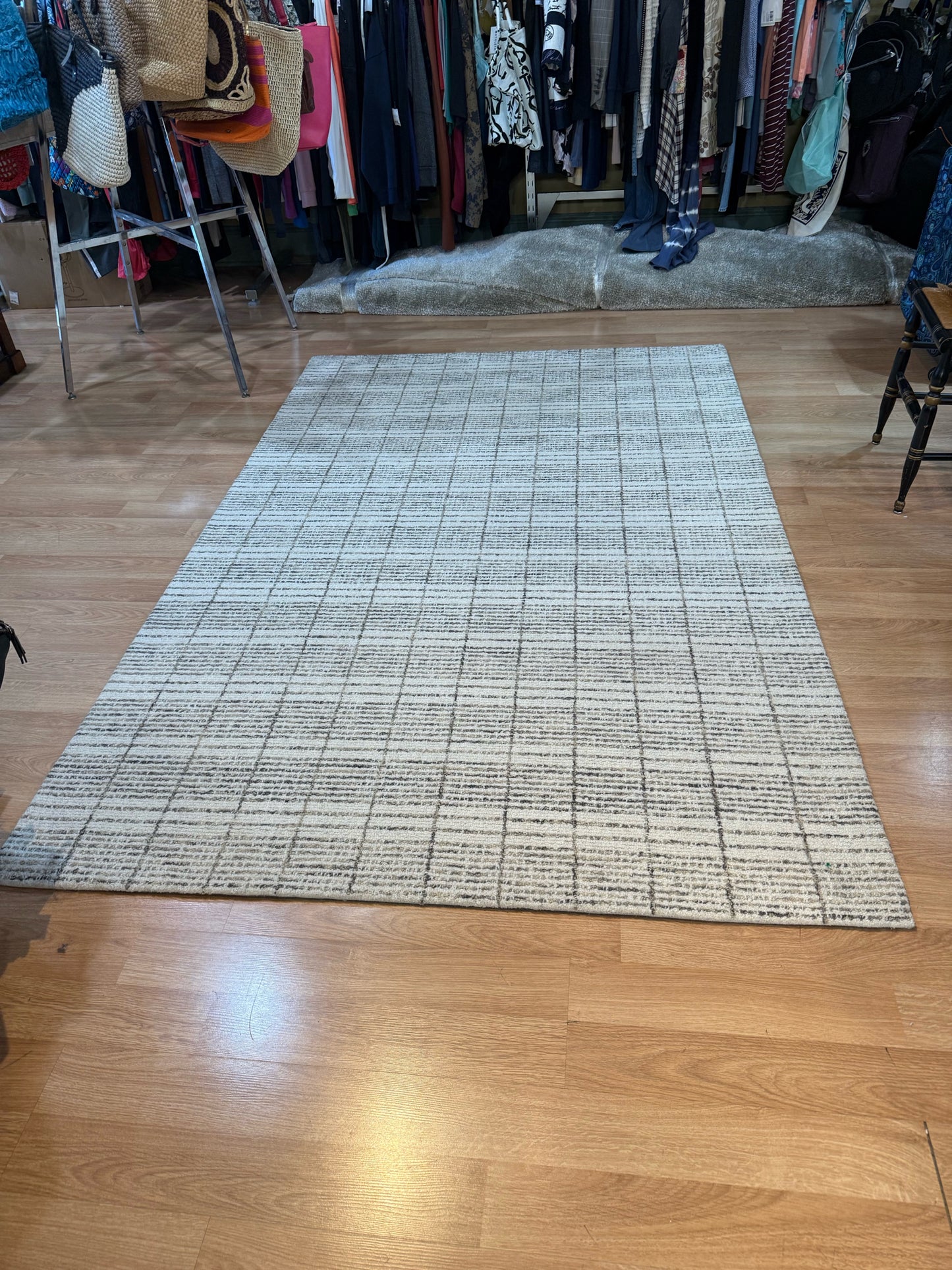 Safavieh Hand Tufted Ivory & Gray Rug