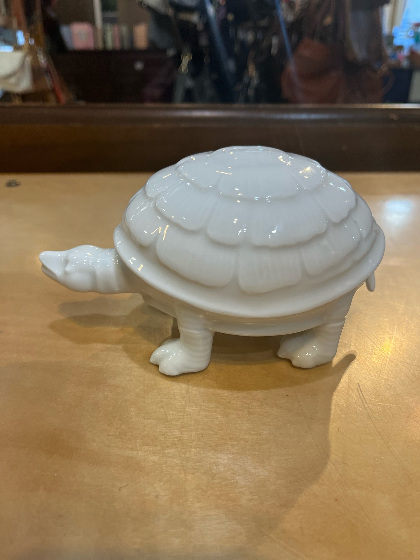 Vintage CH Field White Turtle Limoge Box