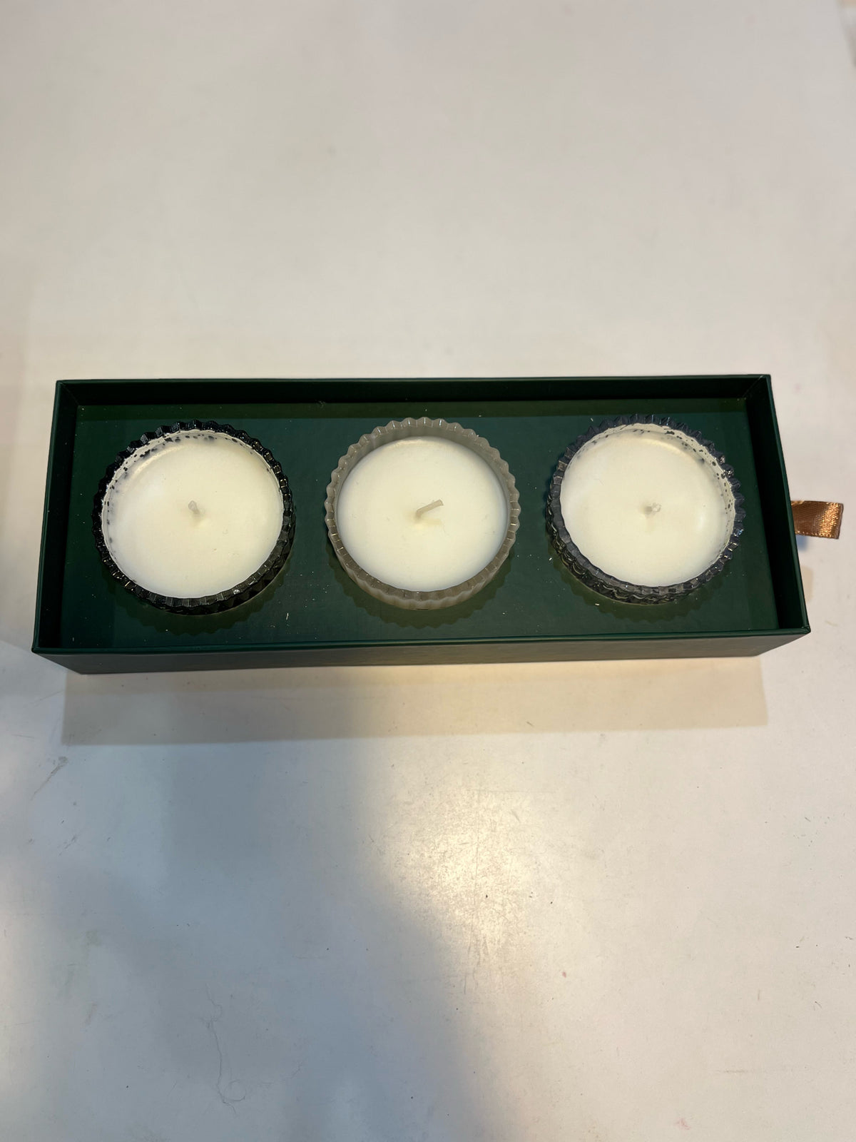 Paddywax Set of 3 Candles in Holiday Box