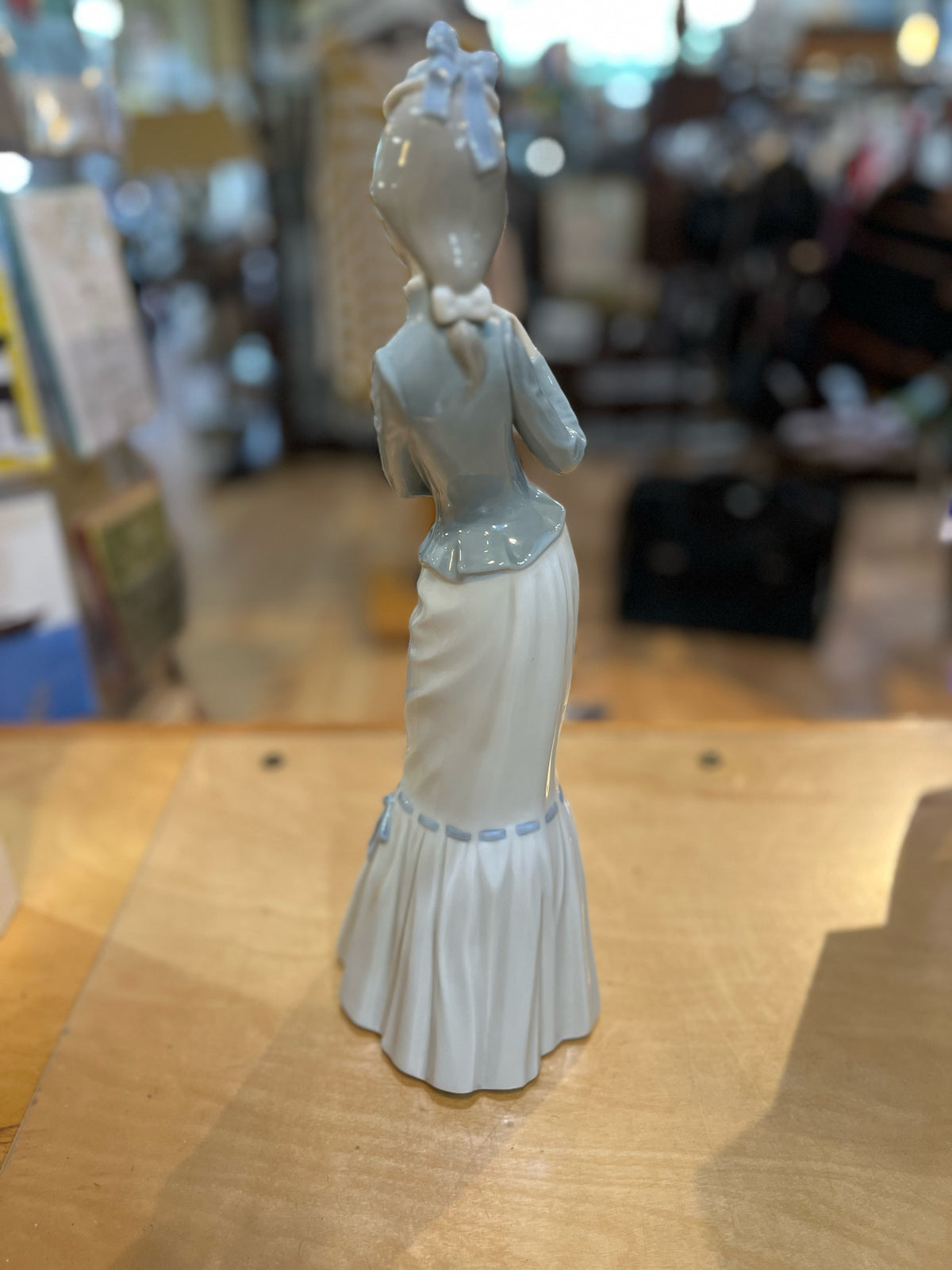 Lladro “ A Walk With The Dog” Figurine