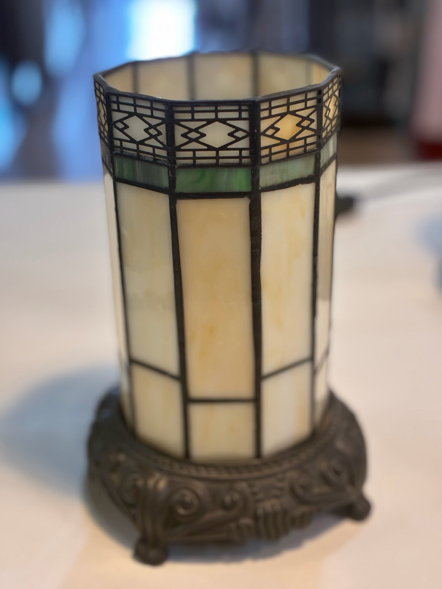 Tiffany Style Cylinder Lamp