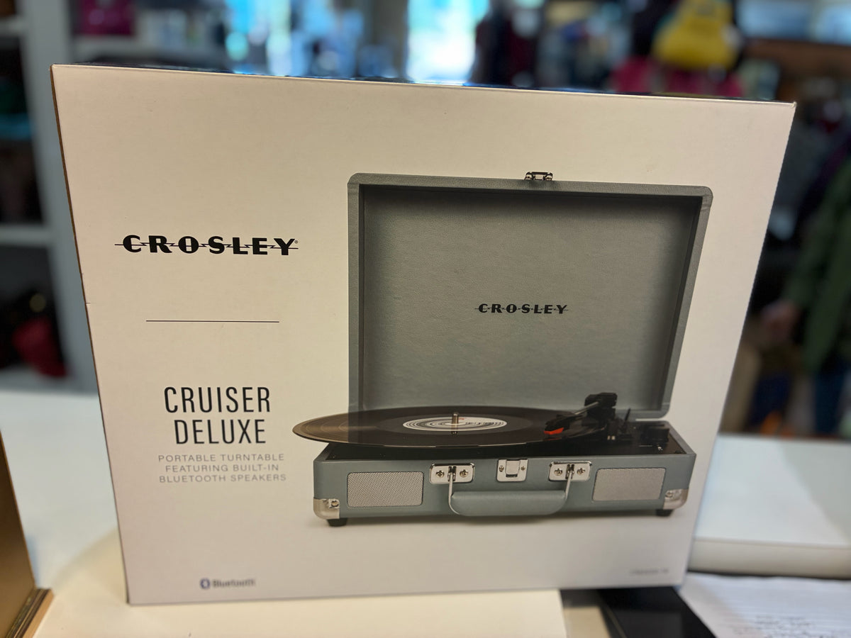 Crosley Cruiser Deluxe Record Player NIB