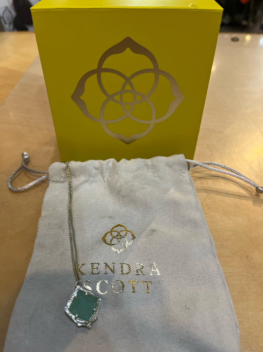 Kendra Scott “Kacey Pendant” Necklace