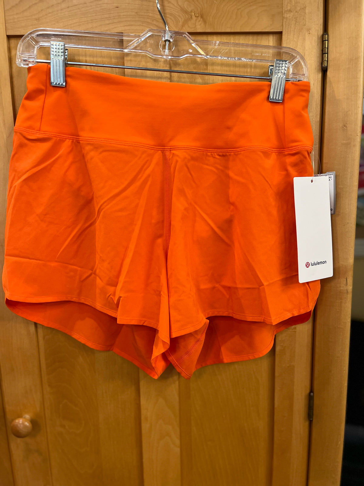 NWT Lululemon Orange "Speed Up HR Short 4" Mesh Vent"