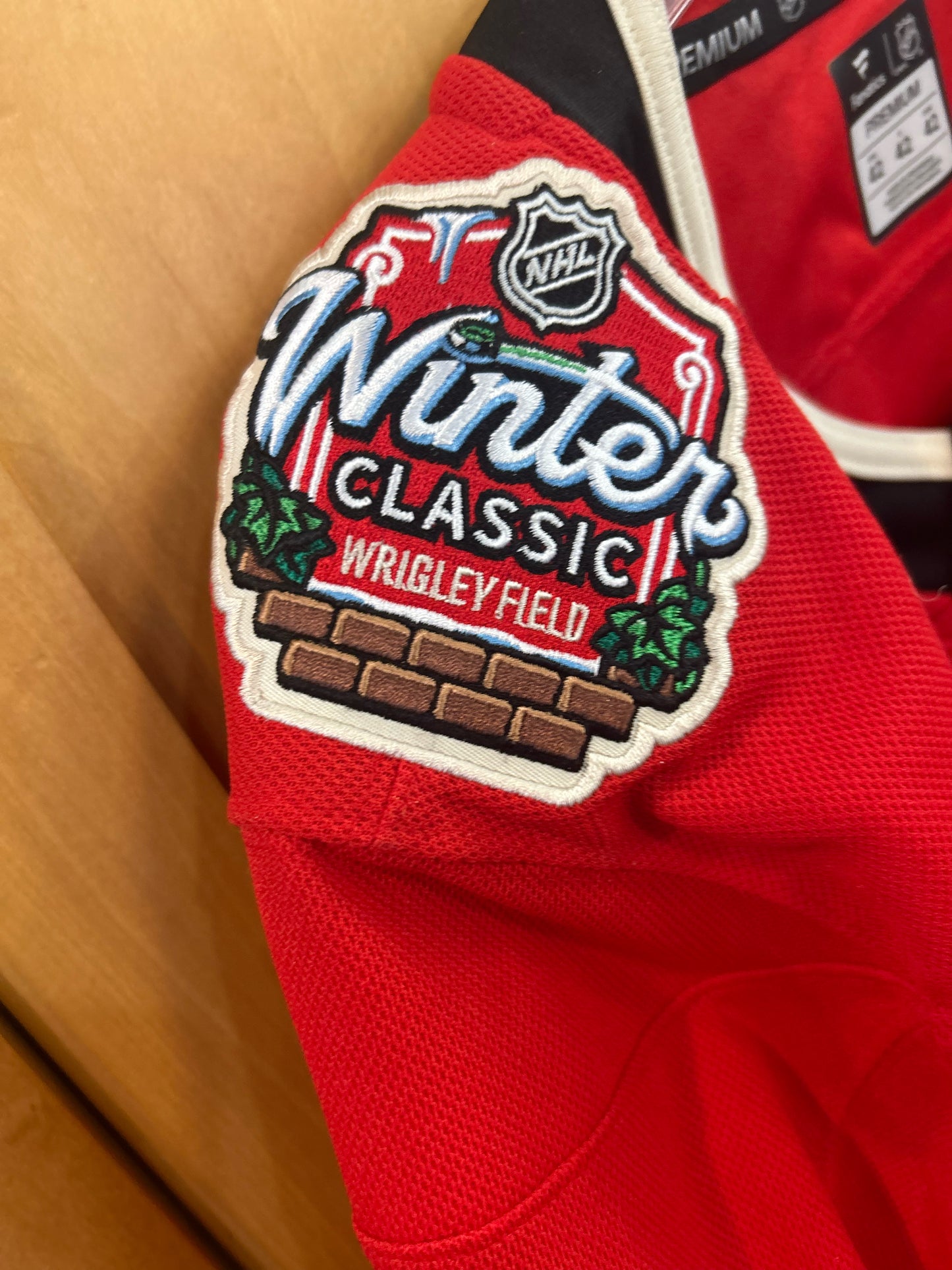 NHL Fanatics Blackhawks Winter Classics 2025 Jersey NWT