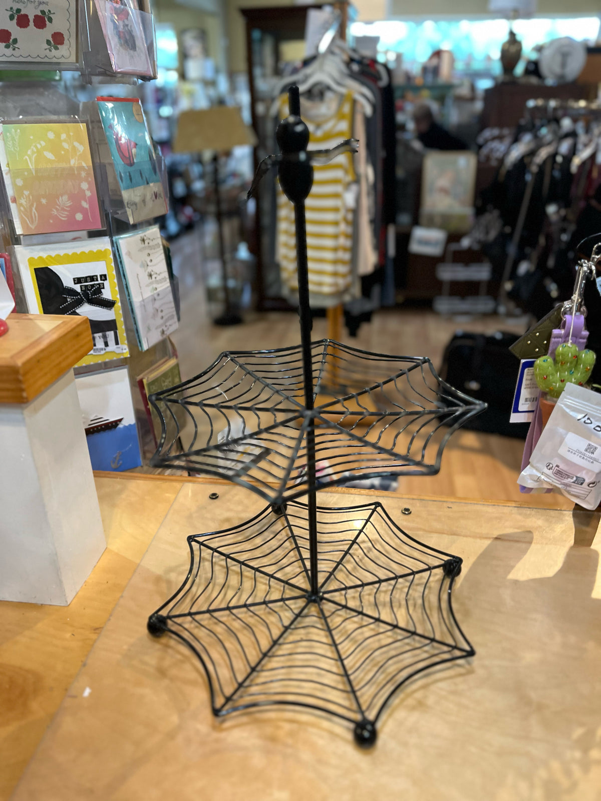 Black Spider Web Tier Tray