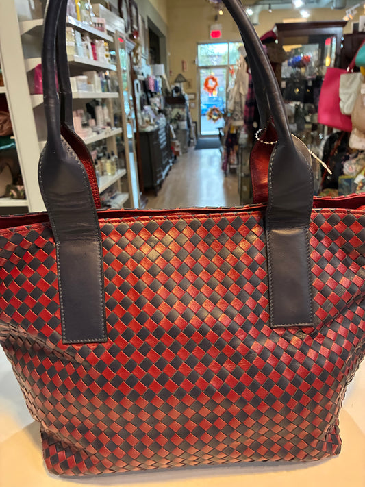 Vera Pelle Italian Leather Checkered Woven Handbag