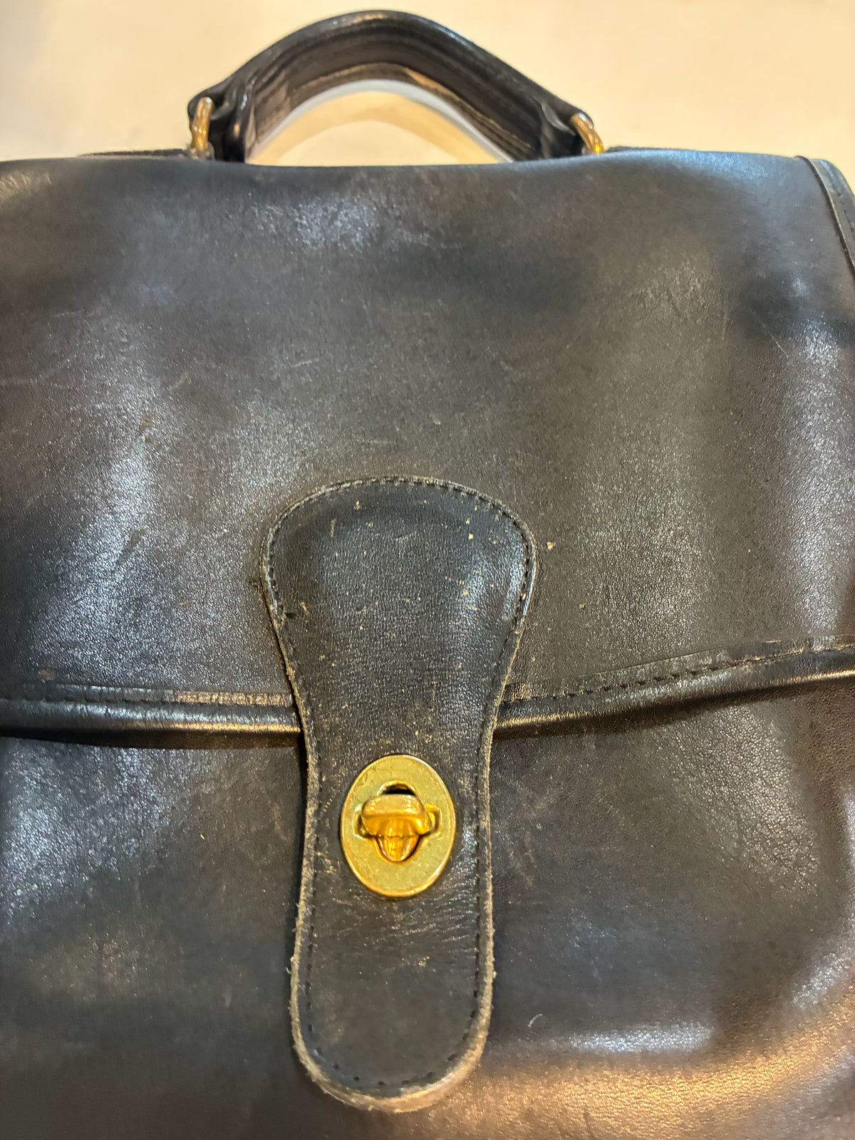 Vintage Coach Leather Station Messenger Crossbody