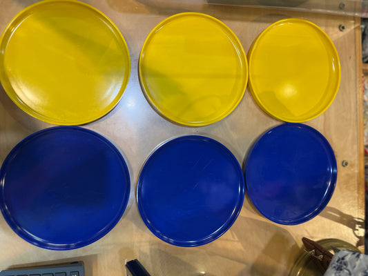 MCM Heller Blue & Yellow Plate Set