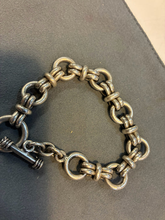 Sterling Silver Chunky Knotted Round Link Bracelet