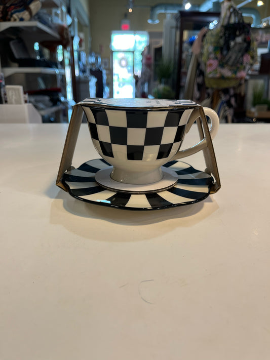 New Kirkton Black & White Tea Cup & Saucer Set