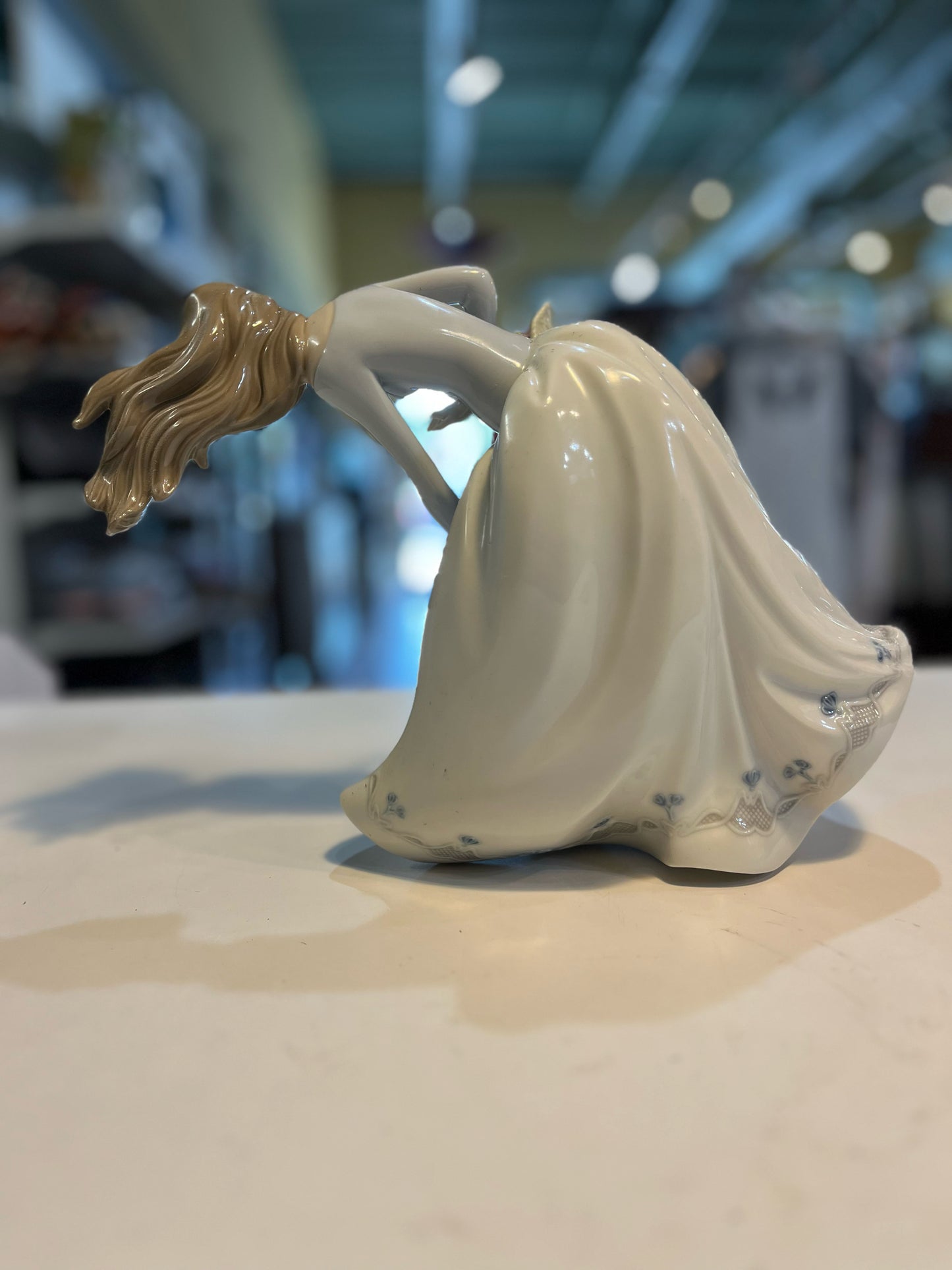 Lladro "Petals on the Wind" Figurine