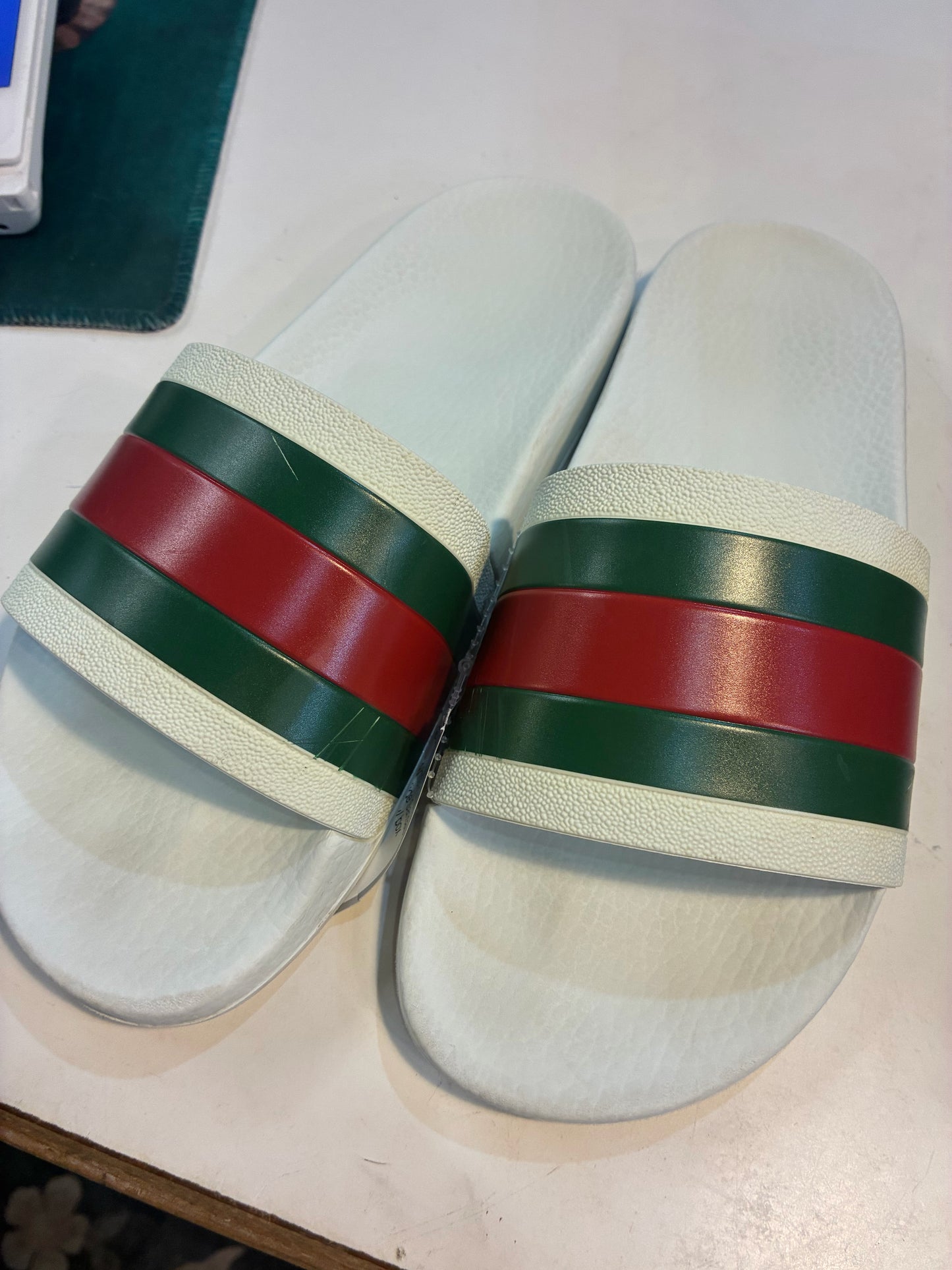 Gucci Pursuit Rubber Slide Sandals