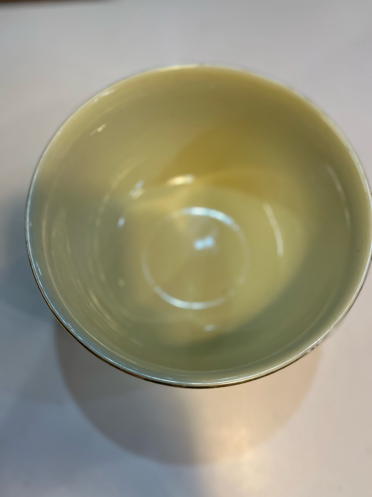 Vintage Halls Superior Autumn Leaf 9"D Bowl