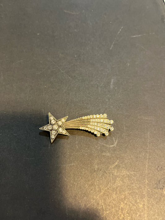 Brooch