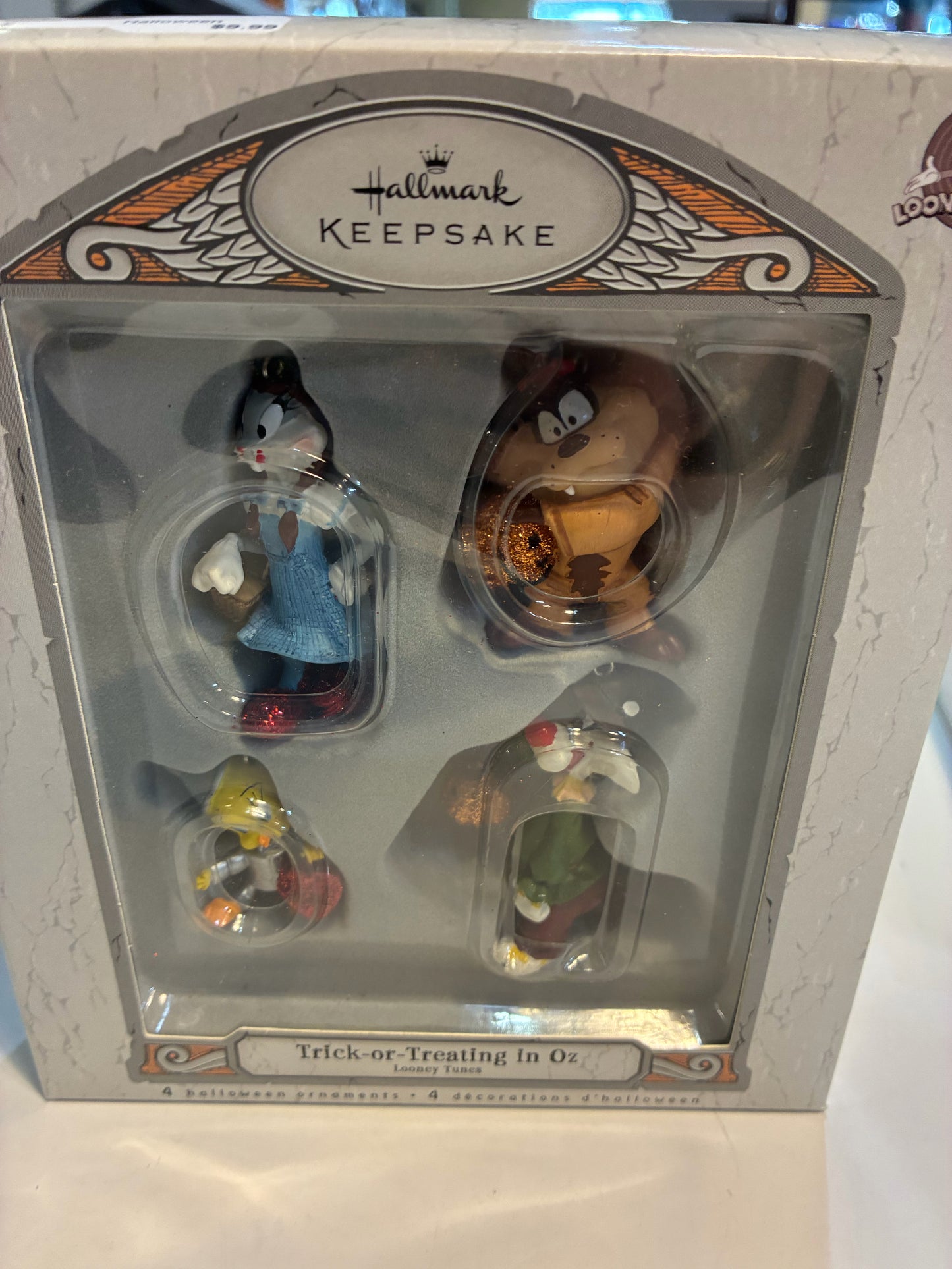 NIB Hallmark Trick-or-Treating in OZ Looney tunes Ornaments
