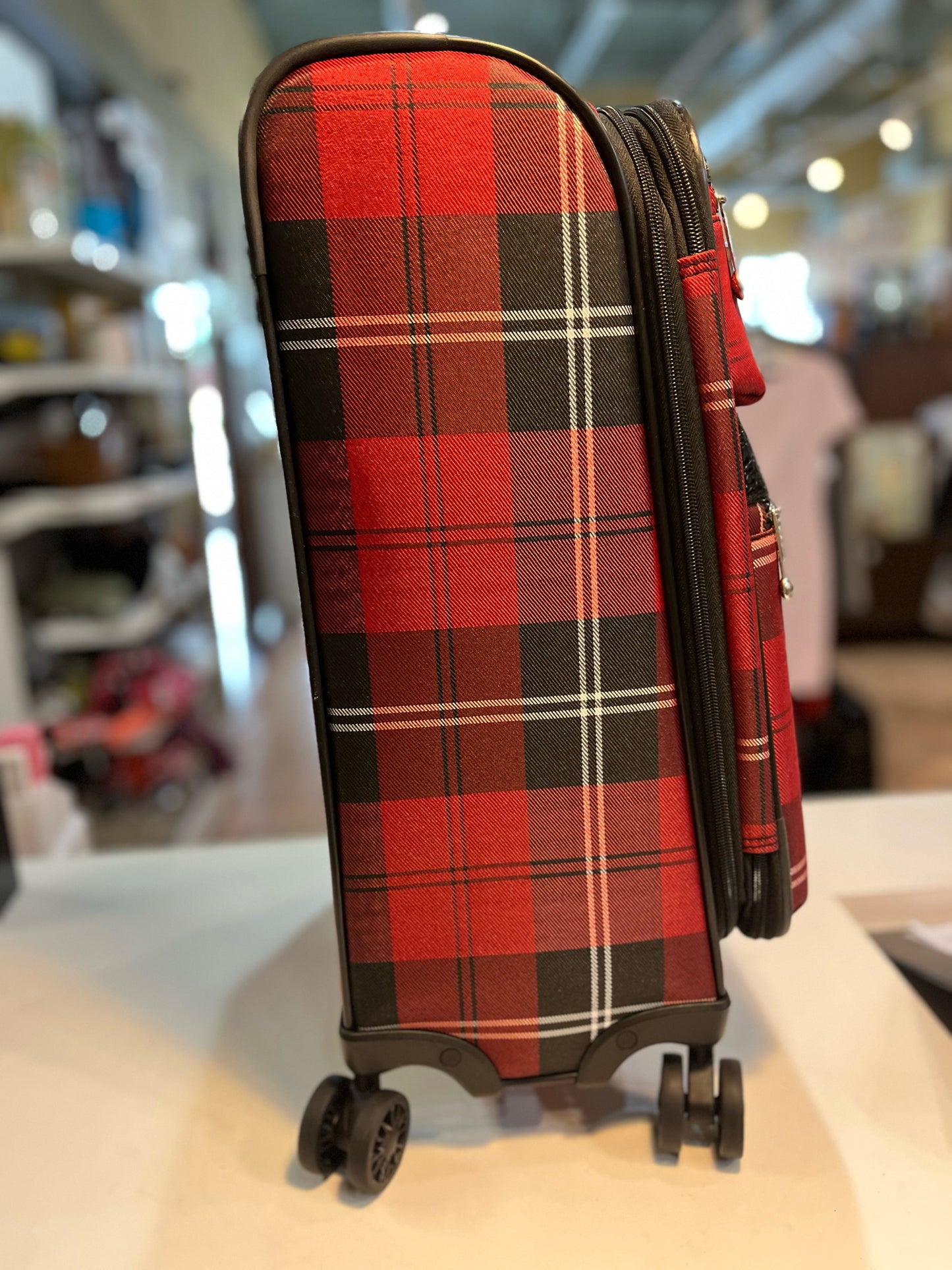 New Samantha Brown "Destinations Plaid 21" Luggage
