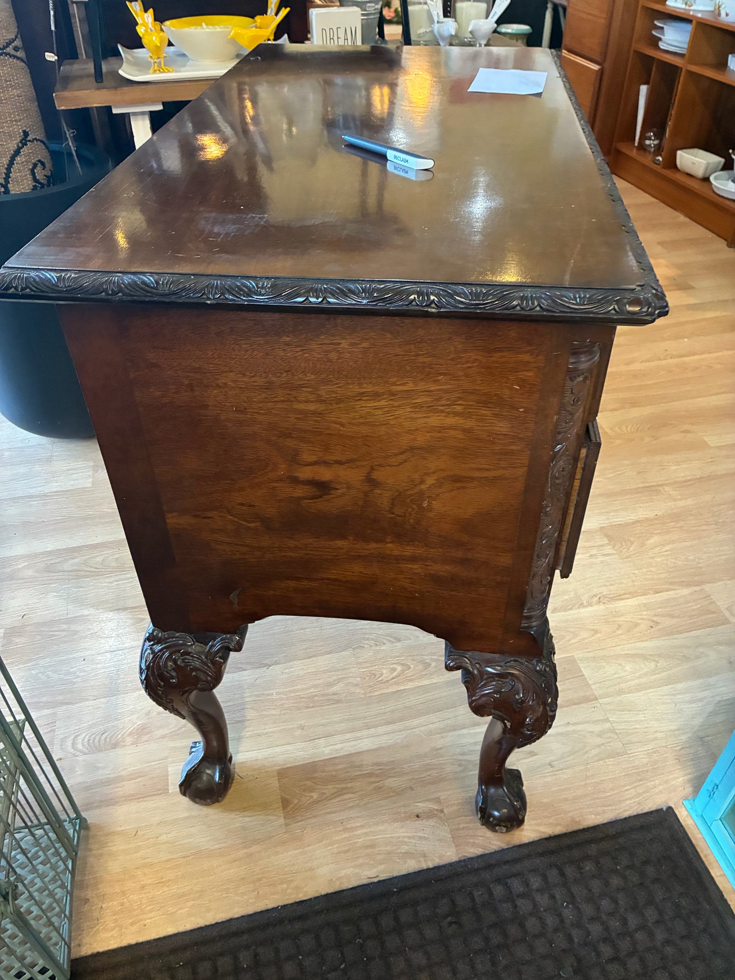 Vintage 4 drawer Queen Anne Style Lowboy