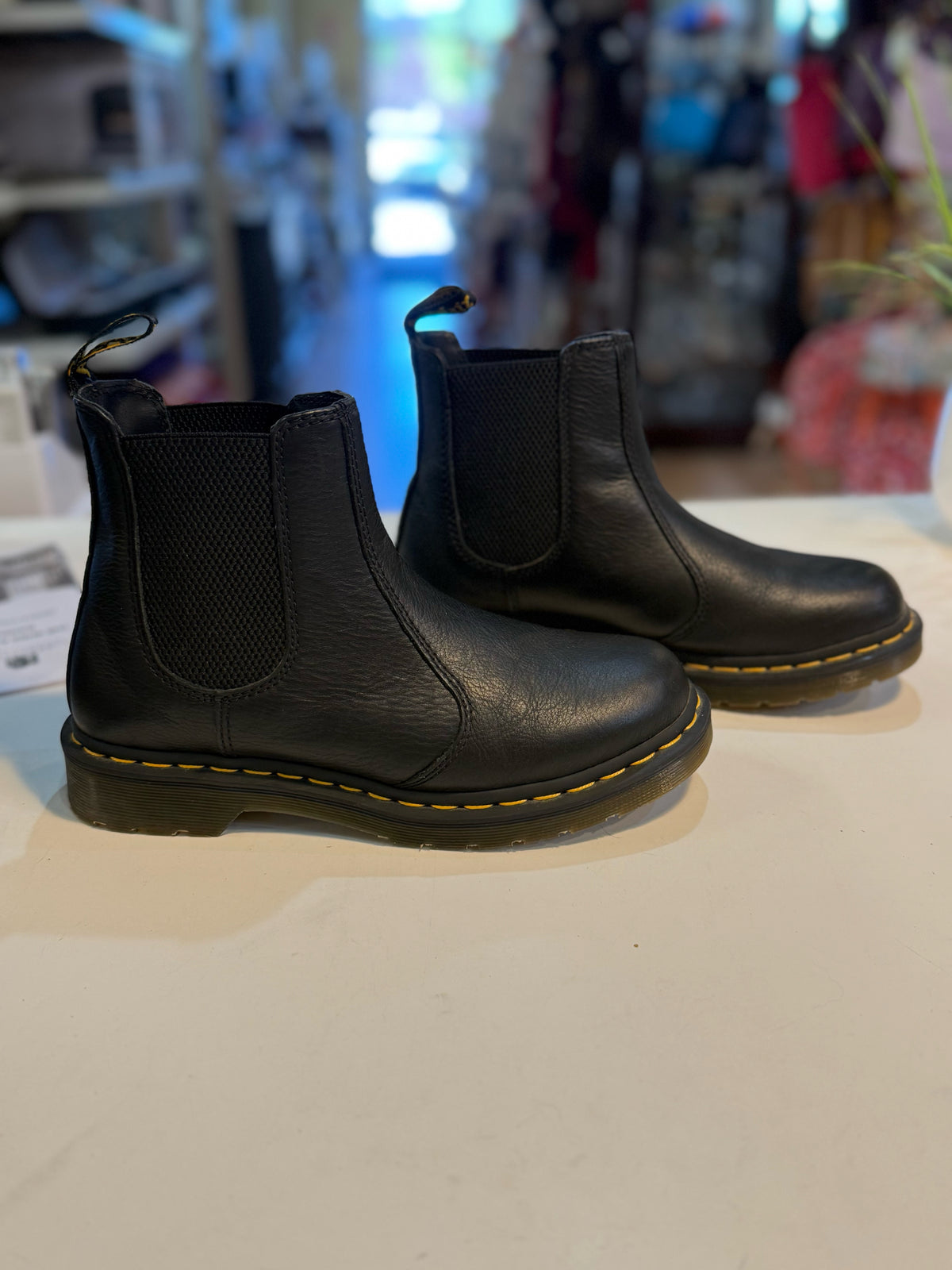 DOC Martens Chelsea Boots