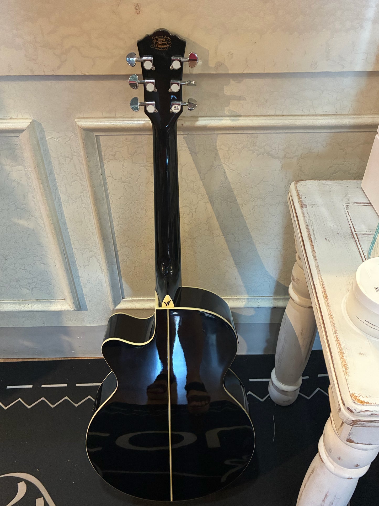 Washburn Acoustic Electric Festival Guitar black with MOP inlay