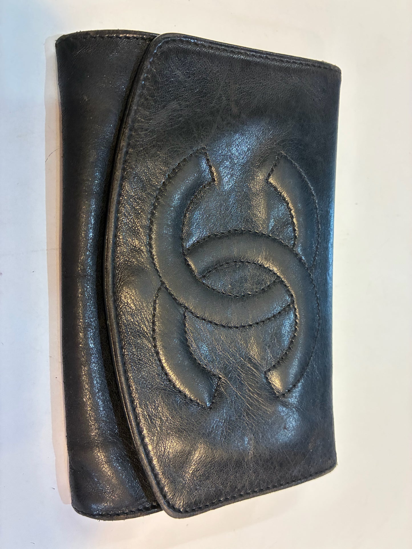 Vintage Chanel Black Lambskin Leather Wallet