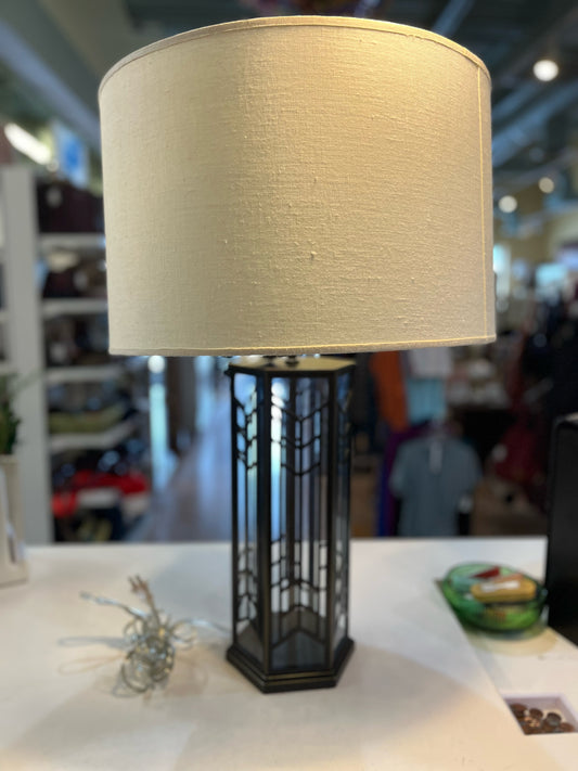 Black Metal Base Lamp