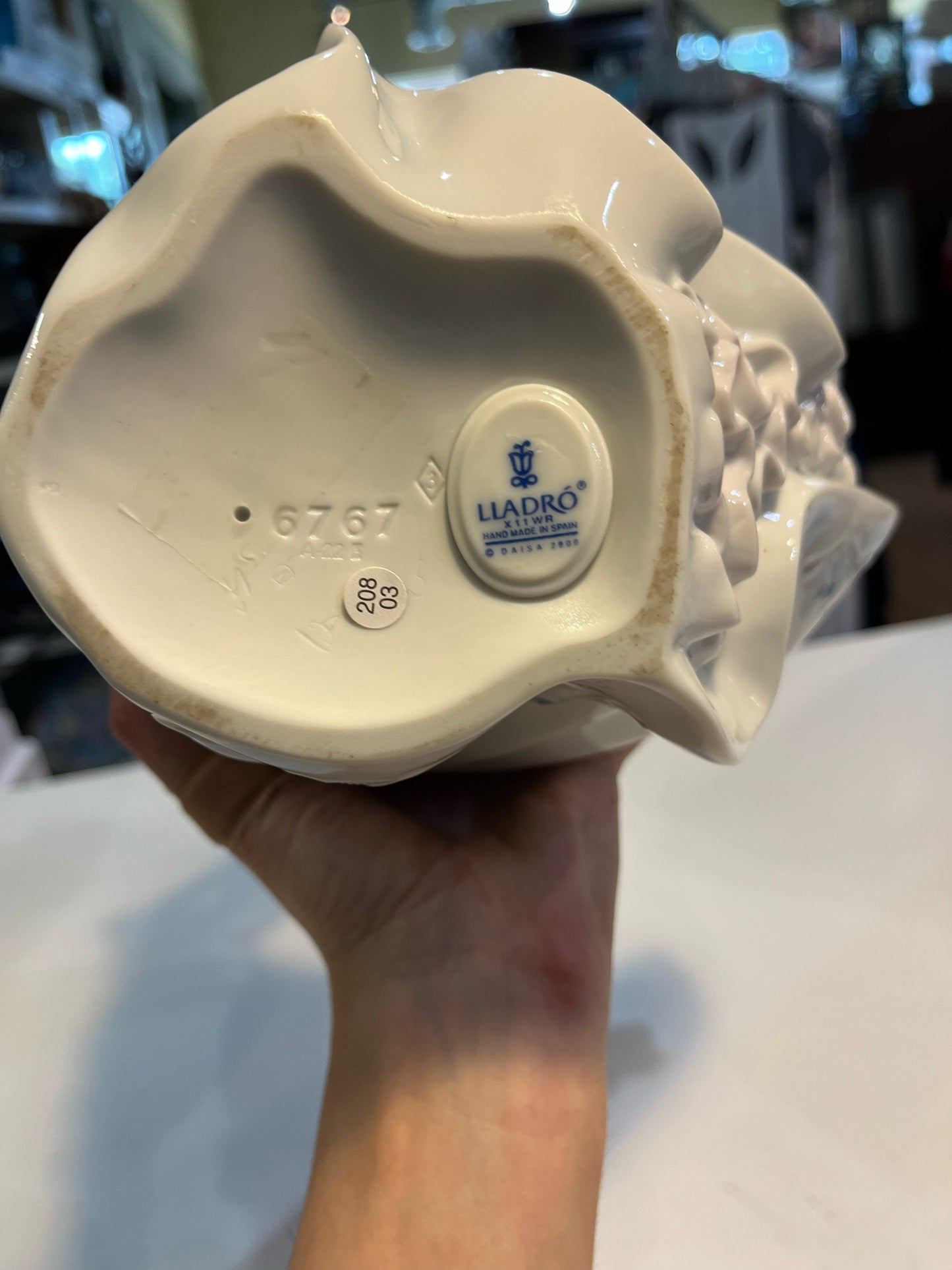 Lladro "Petals on the Wind" Figurine