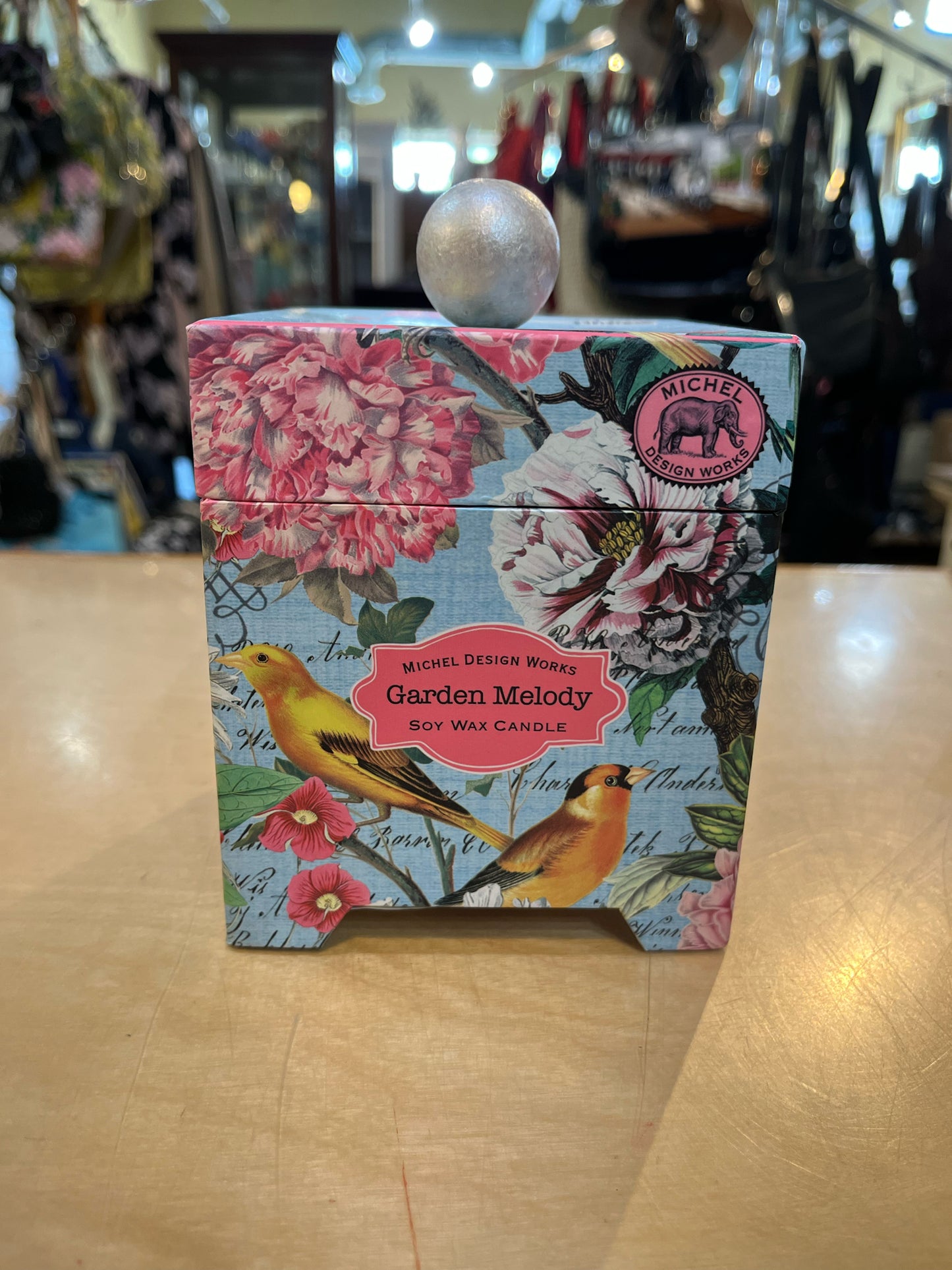 Michel Design "Garden Melody" Candle