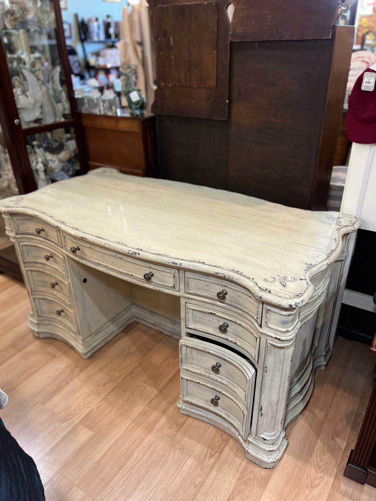Hooker Furniture 5 drawer, 2 file cabinet Executive Desk PICKUP ONLY