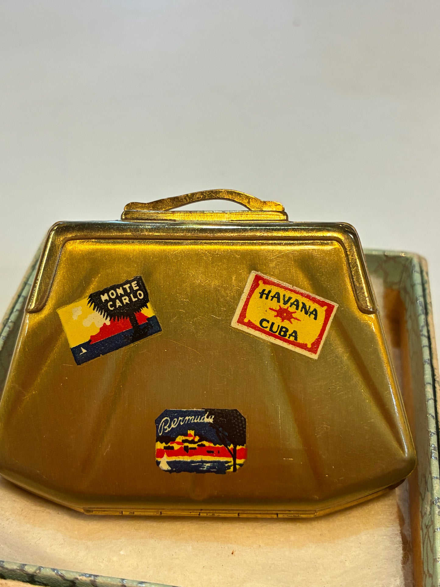 Vintage Compact